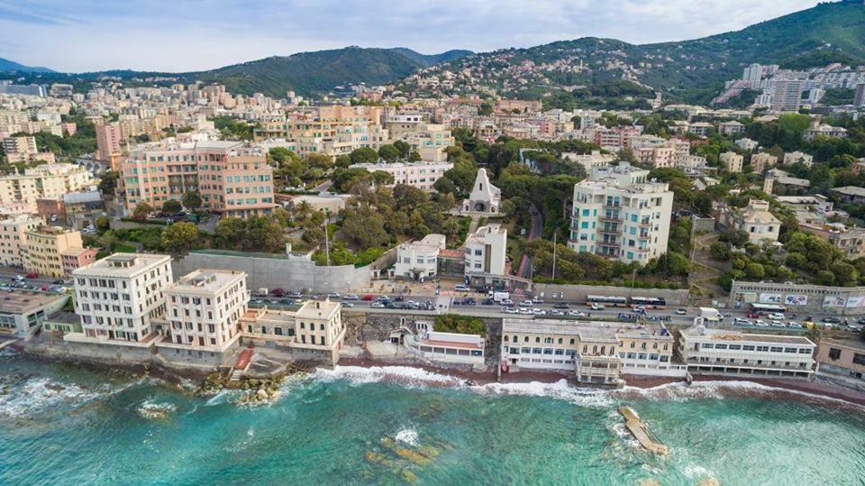 Il Nido Di Quarto Con Park Auto Macchine Piccole Segmento B Génova Exterior foto